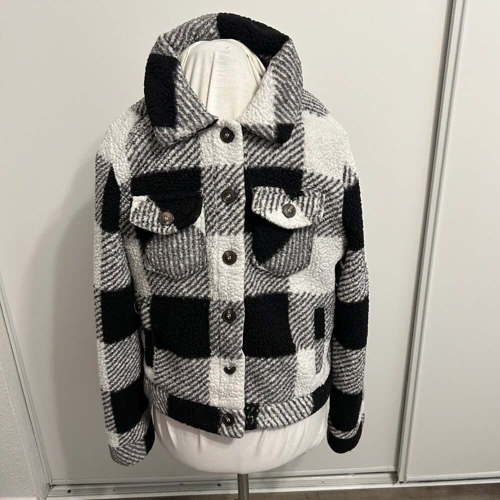 Miss Posh Black & White Check Pattern Cropped Jacket